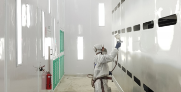 Egmont Air Enclosed Spray Bake Oven In Use