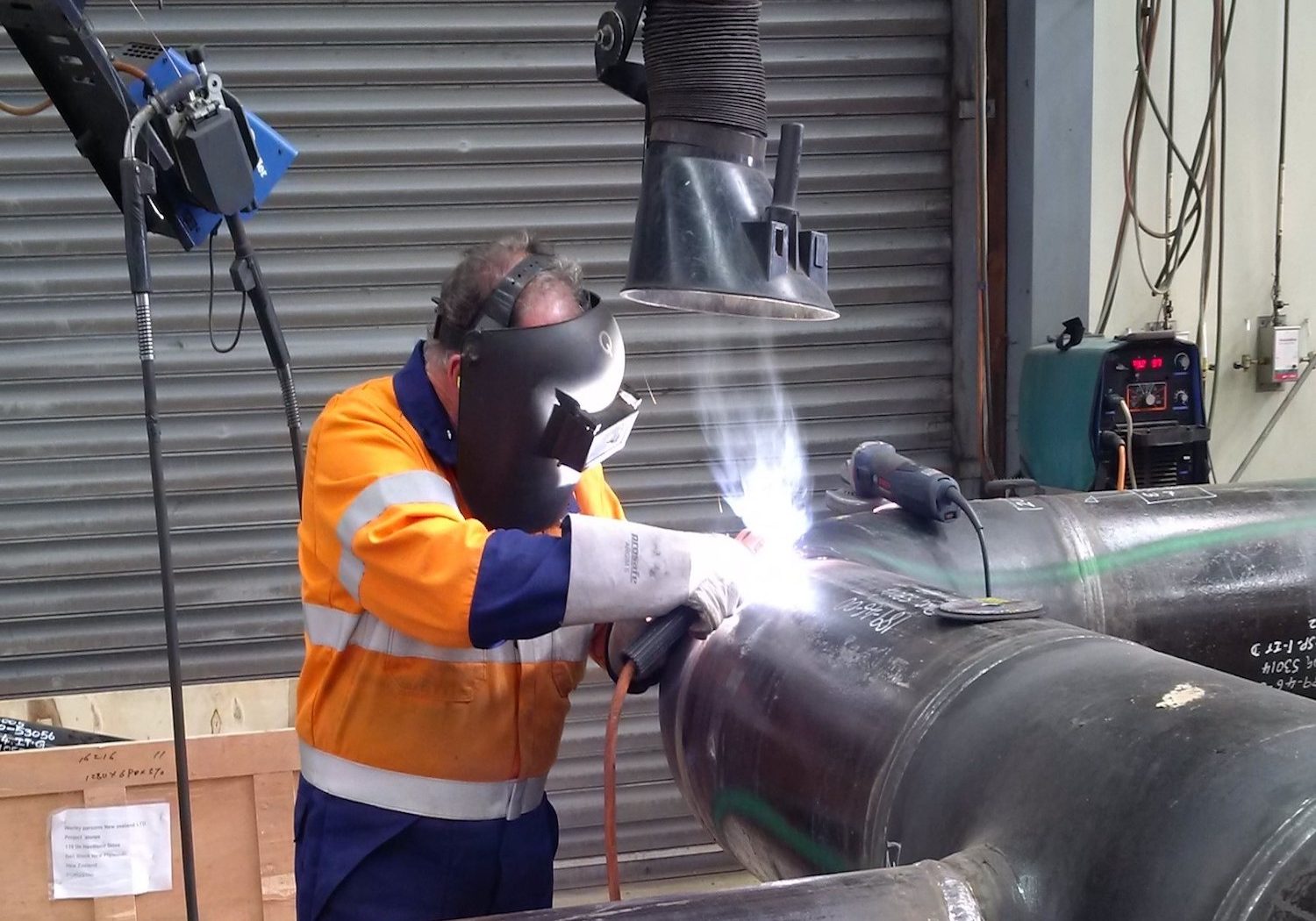 Welding fume extraction